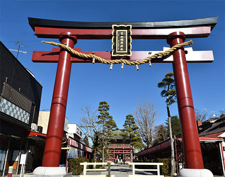 再建された大鳥居